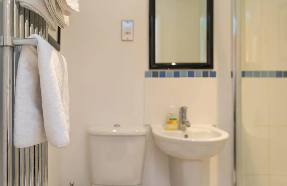**** Hotel Austin David Apartments - New Island Barking  Royaume-Uni